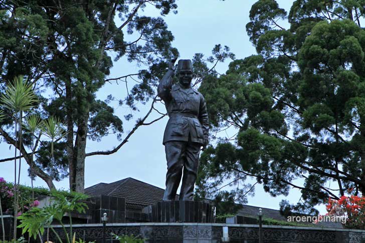 Taman Monumen Proklamator Bung Hatta